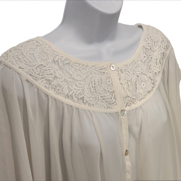 NWT Chico's Semi-sheer Lace Detail Button Up Top - Picture 2 of 6